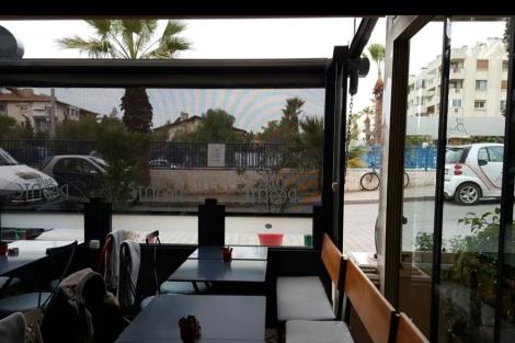 Bostanlı Ponte Cafe Zip Perde 1